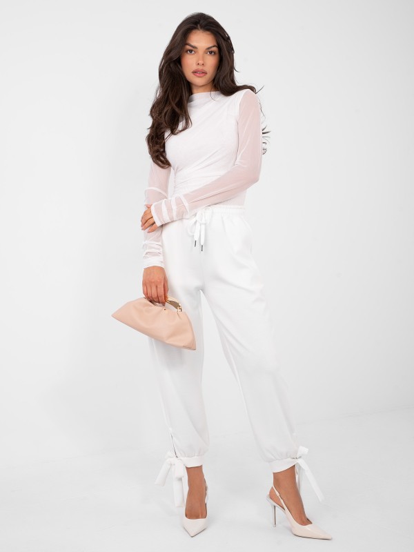 Spodnie-IT-SP-9987.16-ecru