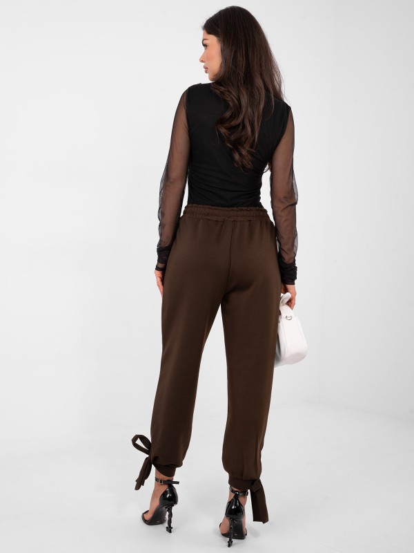 Spodnie-IT-SP-9987.16-ciemny brązowy