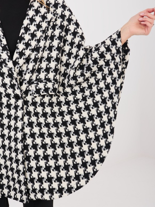 Paltas-LK-PL-510132.94-juoda-balta