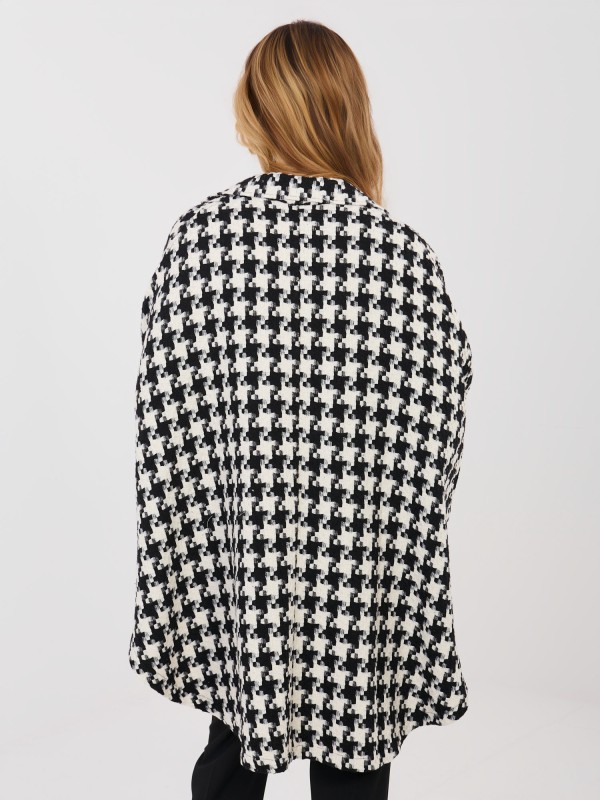 Paltas-LK-PL-510132.94-juoda-balta 2