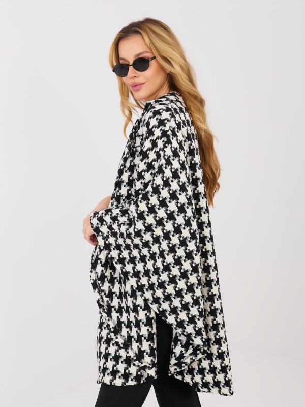 Paltas-LK-PL-510132.94-juoda-balta