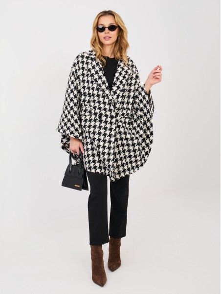 Paltas-LK-PL-510132.94-juoda-balta