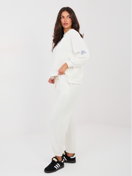 Komplektas-IT-KMPL-9781.15-ecru