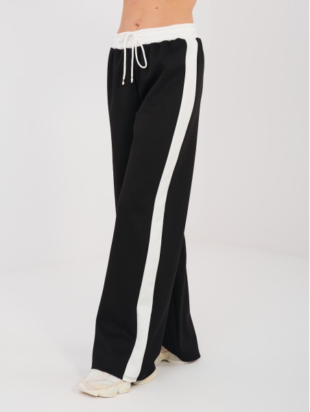 Komplektas-IT-KMPL-22210.95-juodas