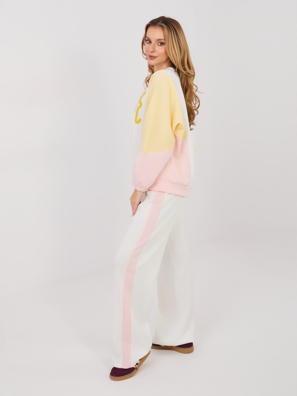 Komplektas-IT-KMPL-22210.93-ecru