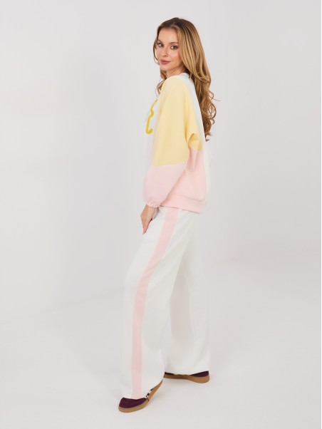 Komplektas-IT-KMPL-22210.93-ecru