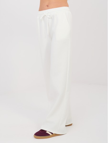 Komplektas-IT-KMPL-22230.64-ecru