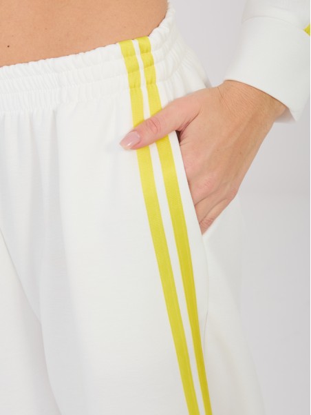 Komplektas-IT-KMPL-21772.63-ecru