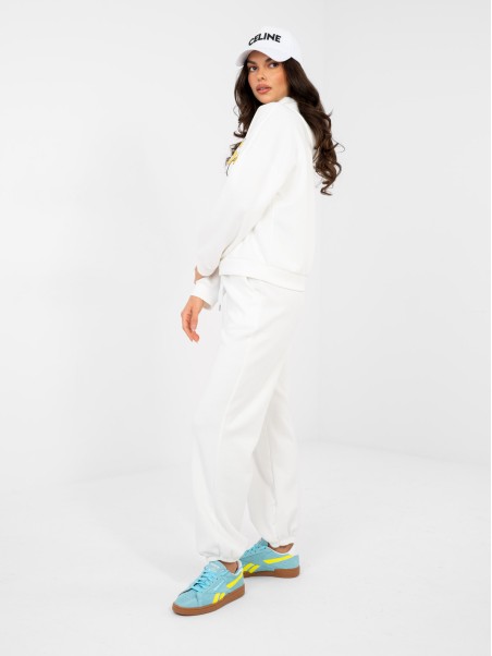 Komplektas-IT-KMPL-22181.30-ecru