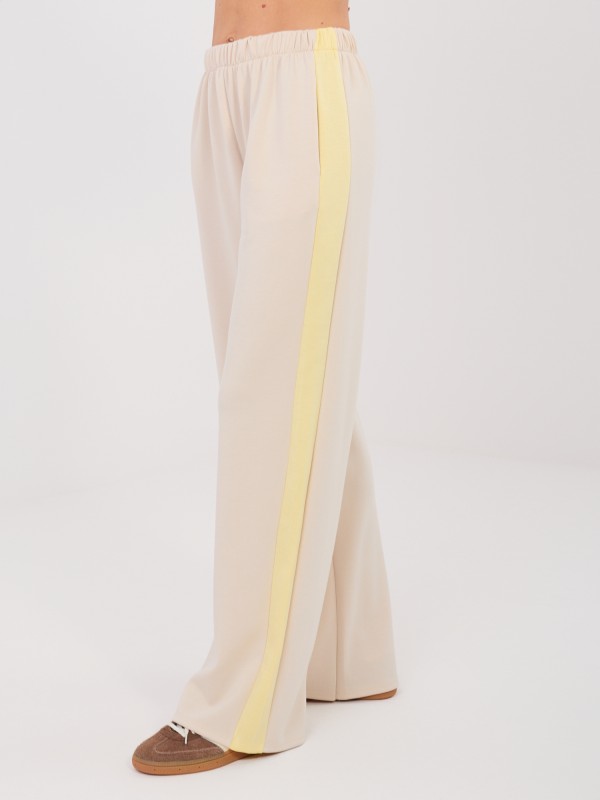 Komplektas-IT-KMPL-22220.69-šviesiai smėlio spalvos