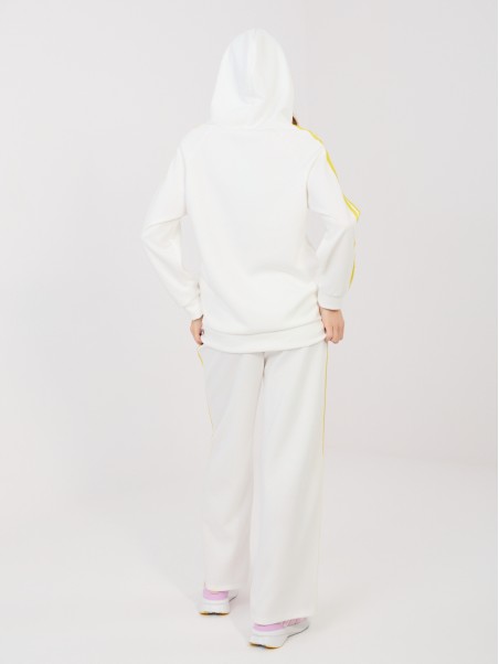 Komplet-IT-KMPL-21782.91-ecru