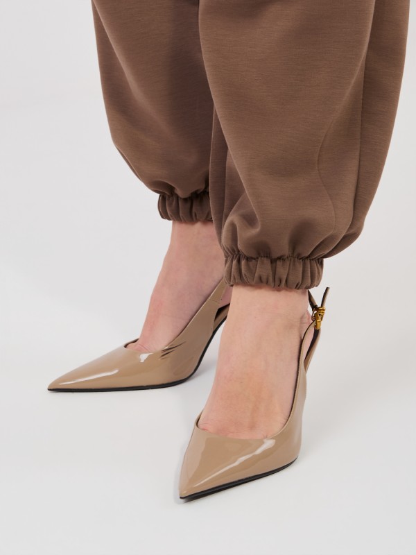 Spodnie-IT-SP-9995.16P-brązowy