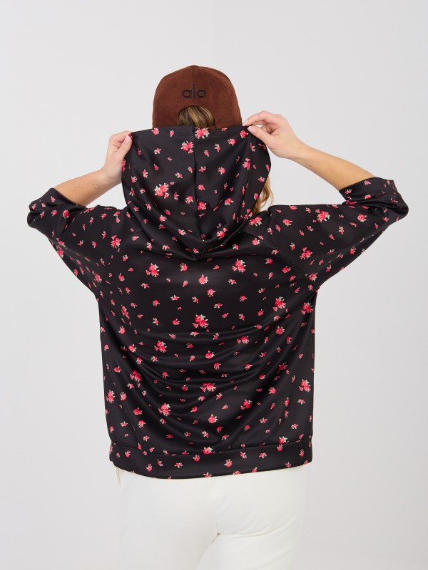 Džemperis-IT-BZ-22278.74-juodas