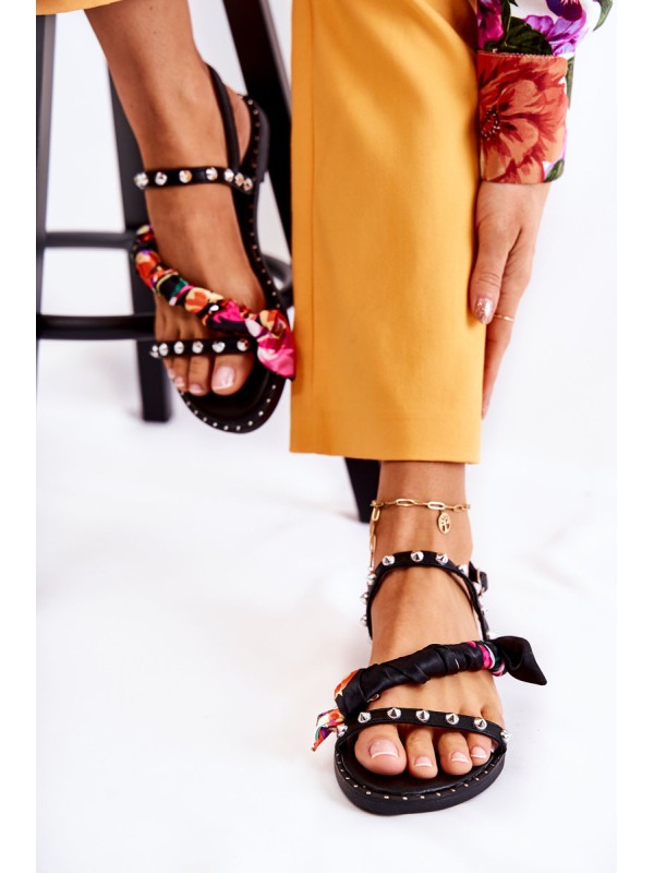 Women's Sandals With Ornaments Black Mataro