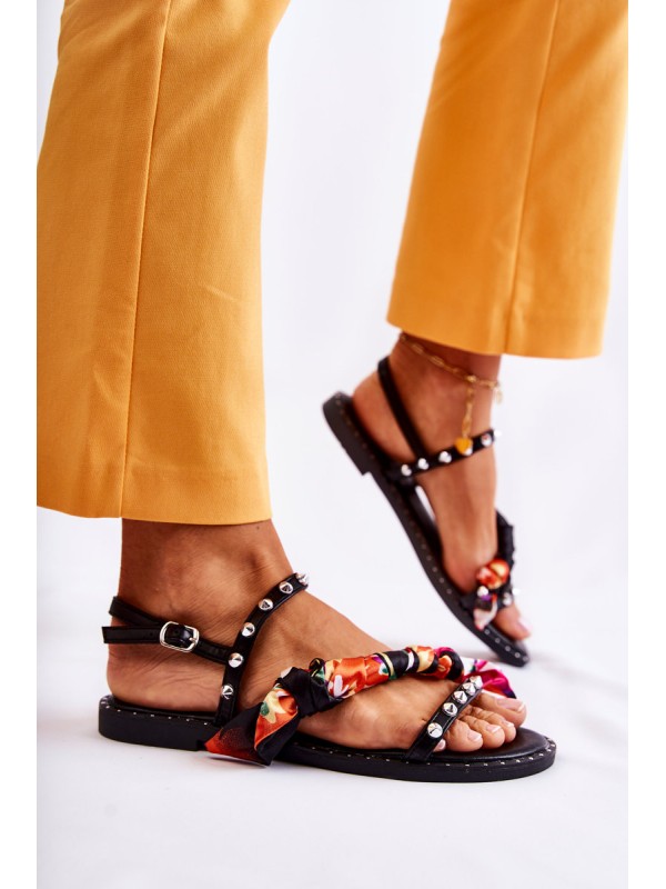 Women's Sandals With Ornaments Black Mataro