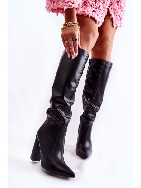Classic Boots On A Post Black Mayra