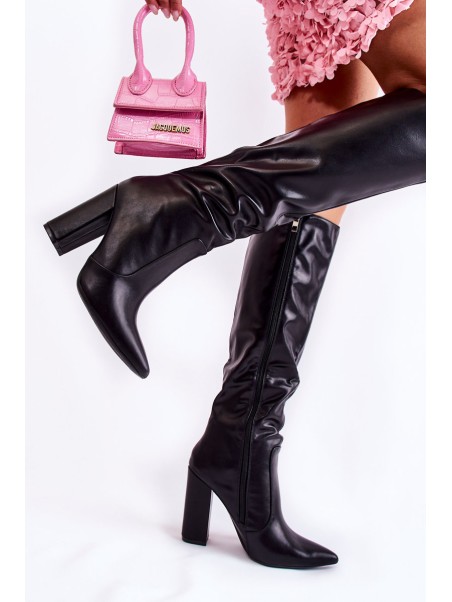 Classic Boots On A Post Black Mayra