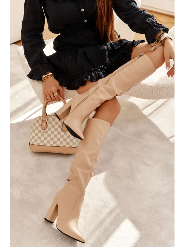 Classic Boots On A Post Nude Mayra 2