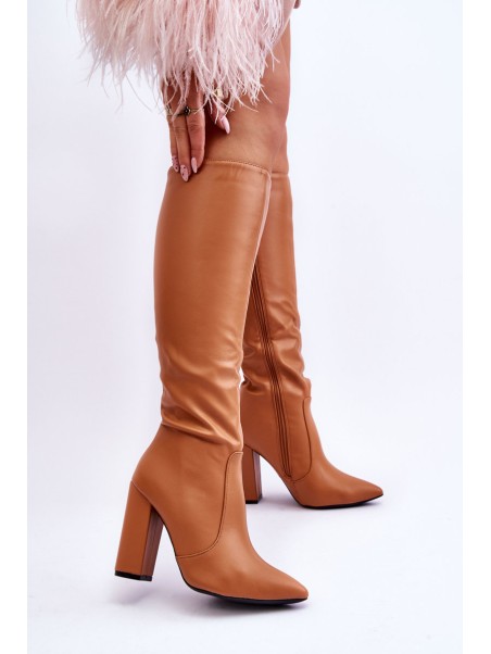 Classic Boots On A Post Camel Mayra