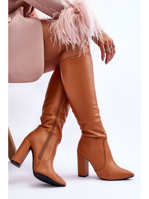 Classic Boots On A Post Camel Mayra