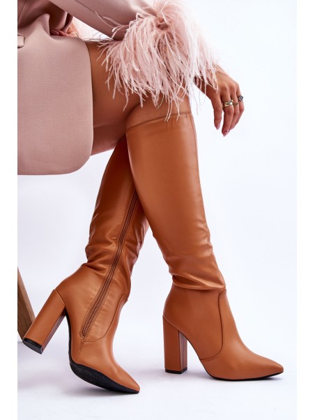 Classic Boots On A Post Camel Mayra