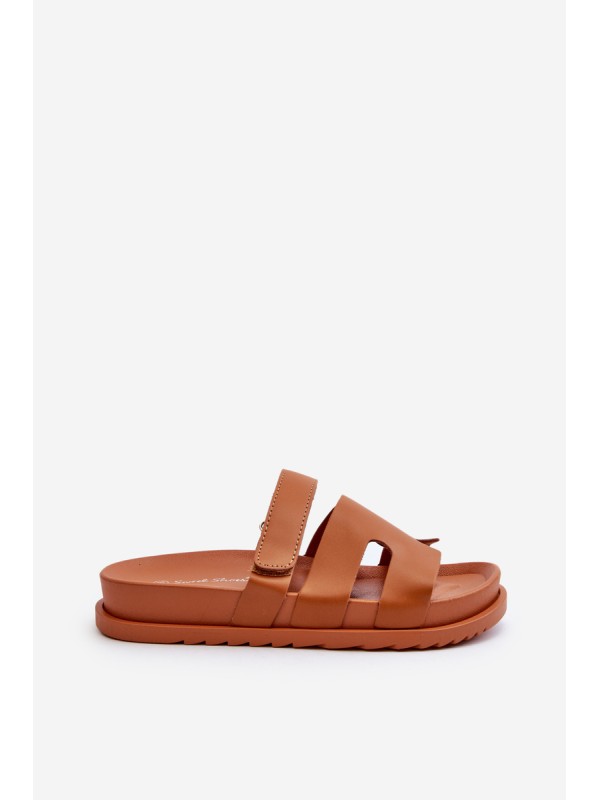 Classic Women's Flip Flops Camel Molie