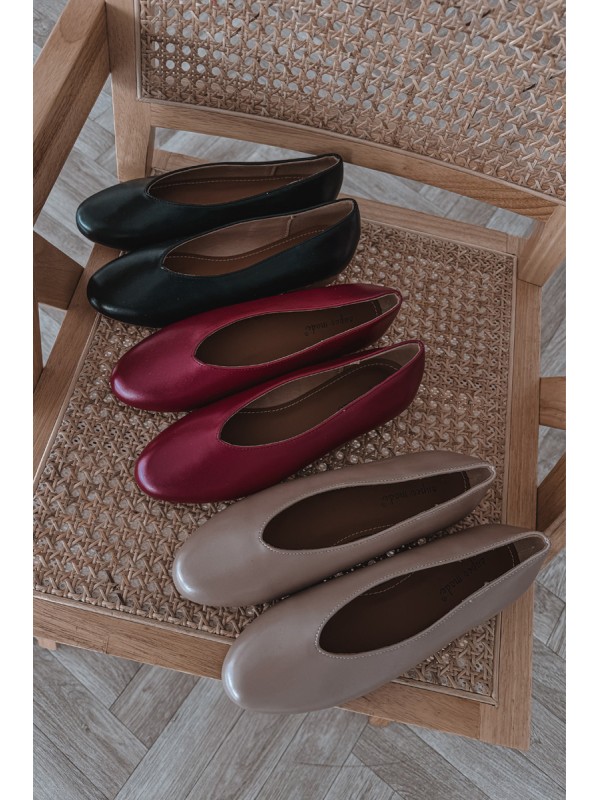 Women's Ballet Flats Made of Eco Leather On Flat Sole Beige Olyssia