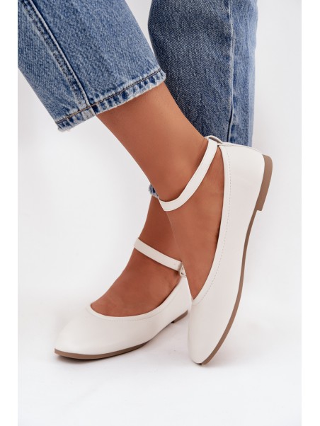 Women's Ballerinas With Strap And Clasp White Janelor