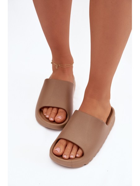 Women's slippers on platform brown Olyria