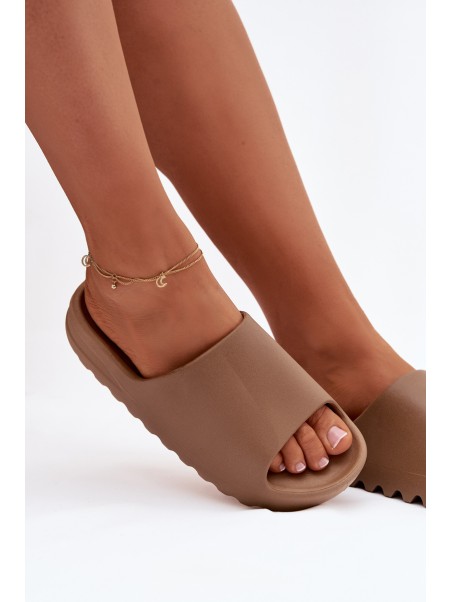 Women's slippers on platform brown Olyria