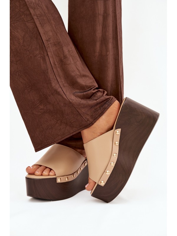 Women's Slip-Ons on Wedge with Nails Beige Mareline