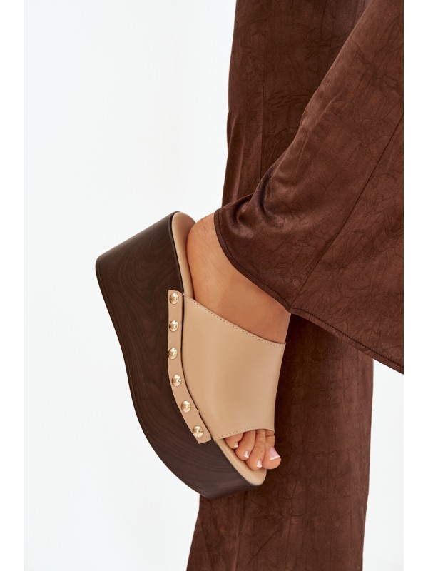 Women's Slip-Ons on Wedge with Nails Beige Mareline