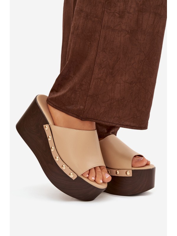 Women's Slip-Ons on Wedge with Nails Beige Mareline