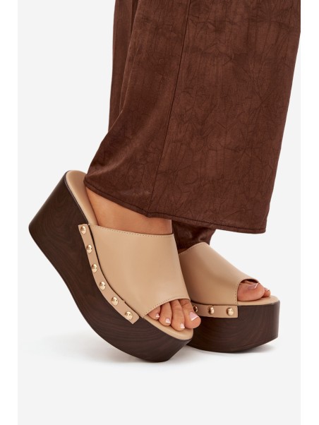 Women's Slip-Ons on Wedge with Nails Beige Mareline