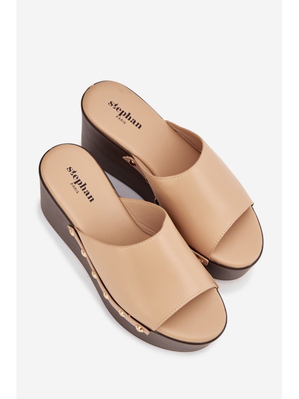 Women's Slip-Ons on Wedge with Nails Beige Mareline