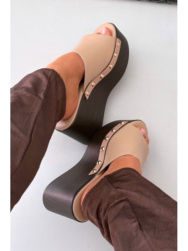Women's Slip-Ons on Wedge with Nails Beige Mareline