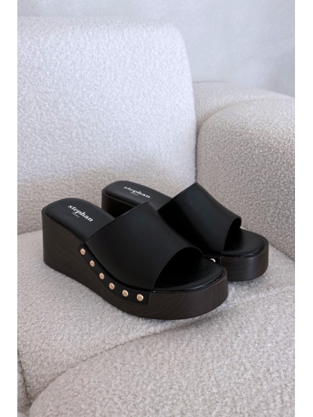 Women's Platform Flip Flops with Gold Studs Black Arionne