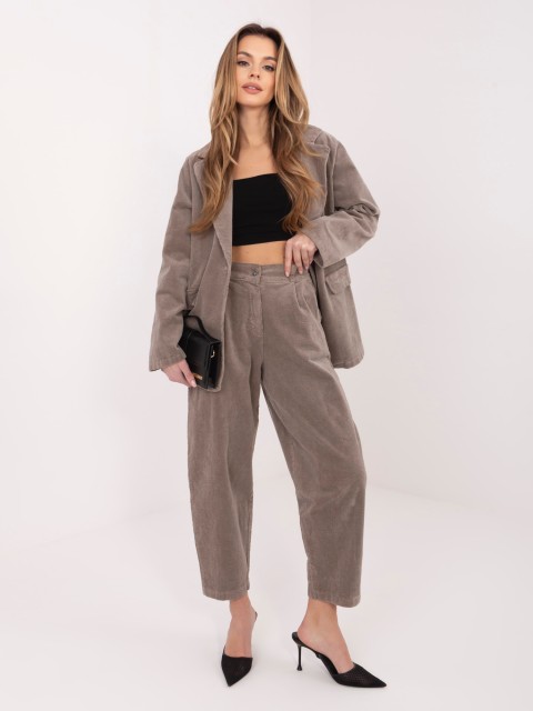 Kelnės-IT-SP-FL8916.80-tamsiai smėlio spalvos