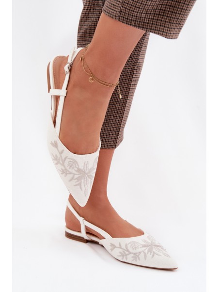Women's Flat White Embroidered Sandals Grelia