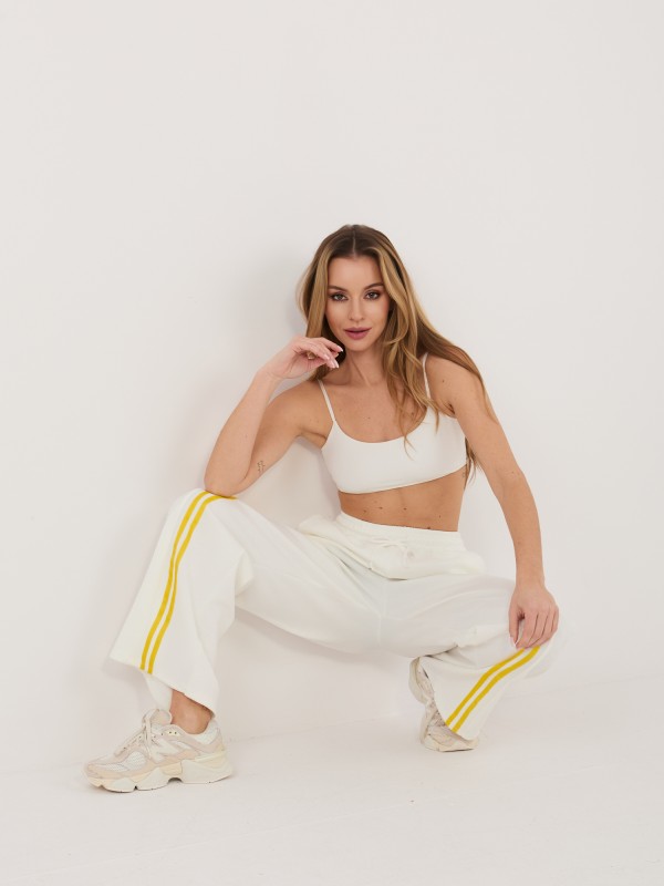 Spodnie dresowe-IT-DR-22168.66-ecru