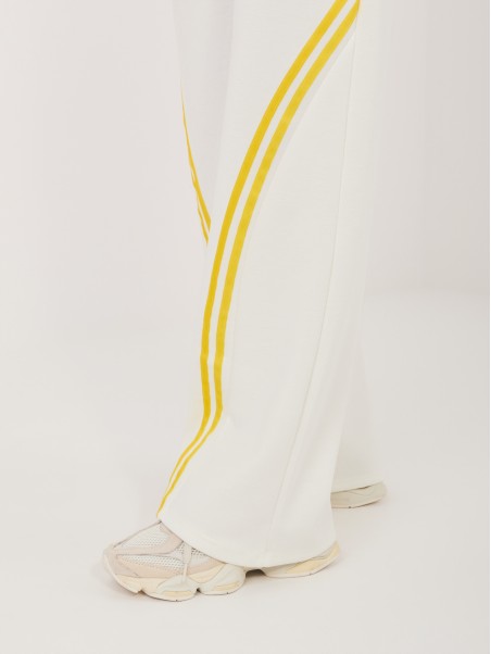 Spodnie dresowe-IT-DR-22168.66-ecru