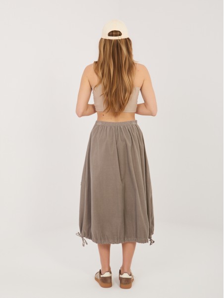 Sijonas-IT-SD-FL10158.94-tamsiai smėlio spalvos