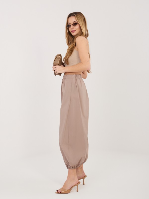 Kelnės-IT-SP-FL10309.70-tamsiai smėlio spalvos