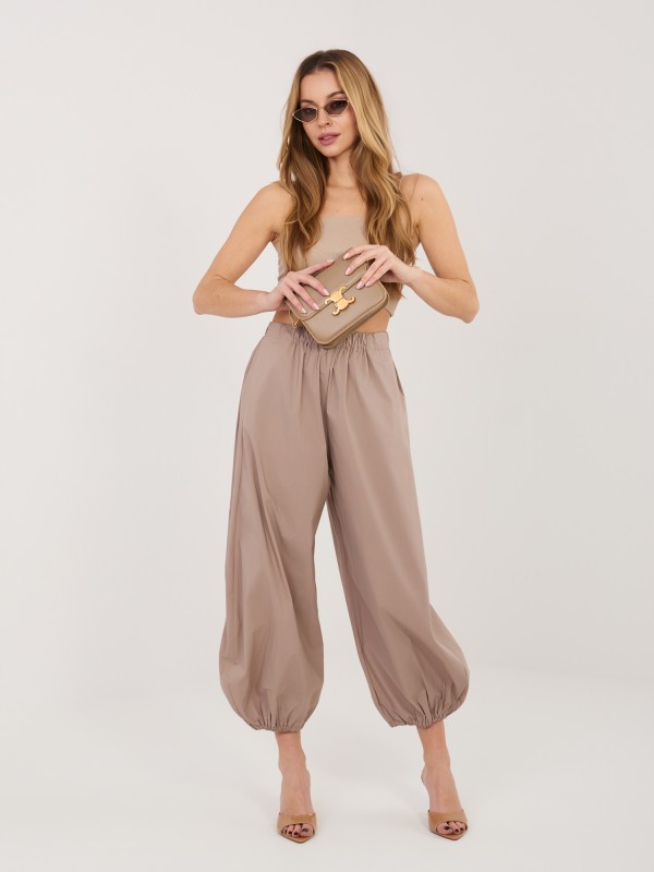 Kelnės-IT-SP-FL10309.70-tamsiai smėlio spalvos