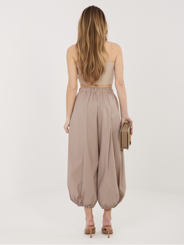 Kelnės-IT-SP-FL10309.70-tamsiai smėlio spalvos