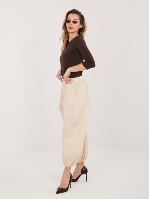 Kelnės-IT-SP-FL10309.70-šviesiai smėlio spalvos