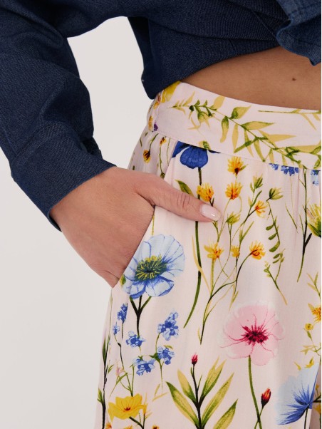 Šortai-D73771M62489KD-šviesiai rožiniai