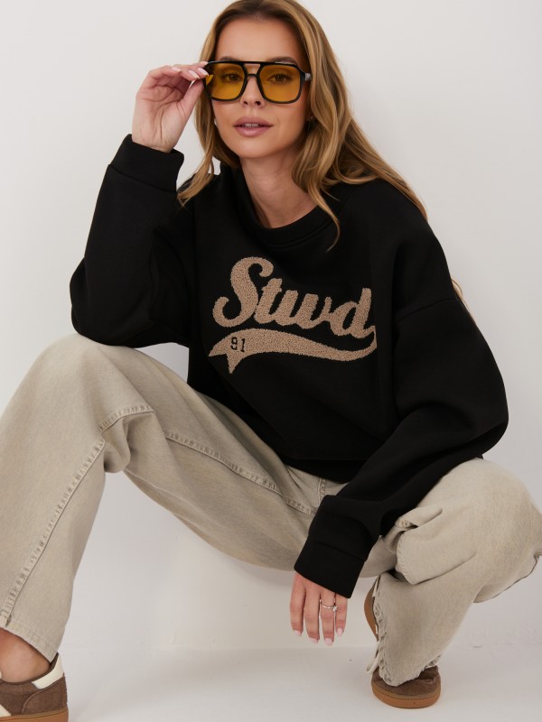 Džemperis-RV-BL-A1080.47-juodas