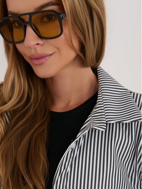 Marškinėliai-IT-KS-92761.94-juodi