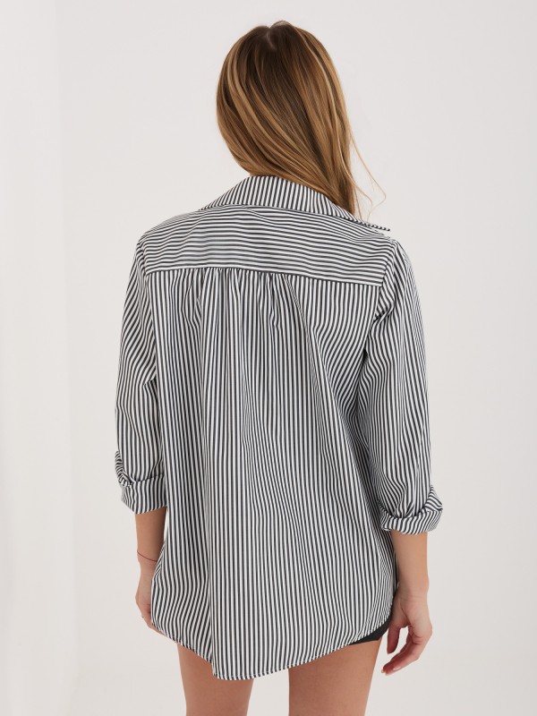 Marškinėliai-IT-KS-92761.94-juodi